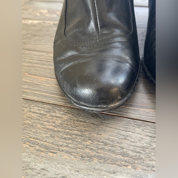 Sofft Black Leather Side Zip Ankle Booties Women's Size 8.5 - Picture 6 of 12